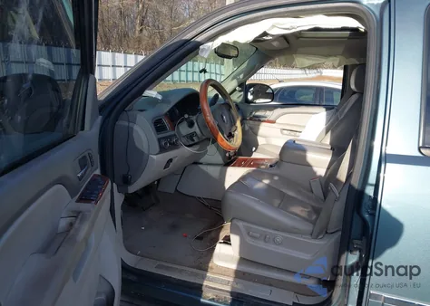 2012 Chevrolet Avalanche 1500 Ltz from USA, damaged, VIN 3GNTKGE70CG175278